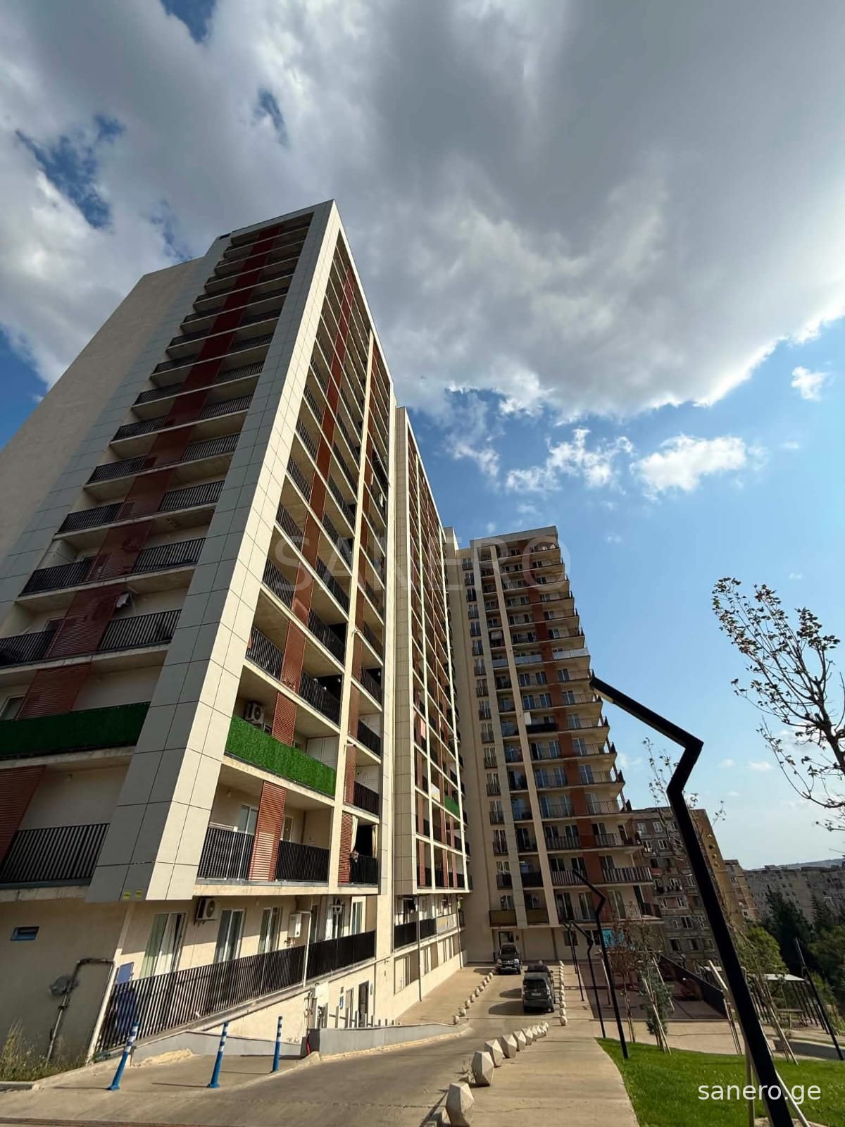 Residential complex and courtyard