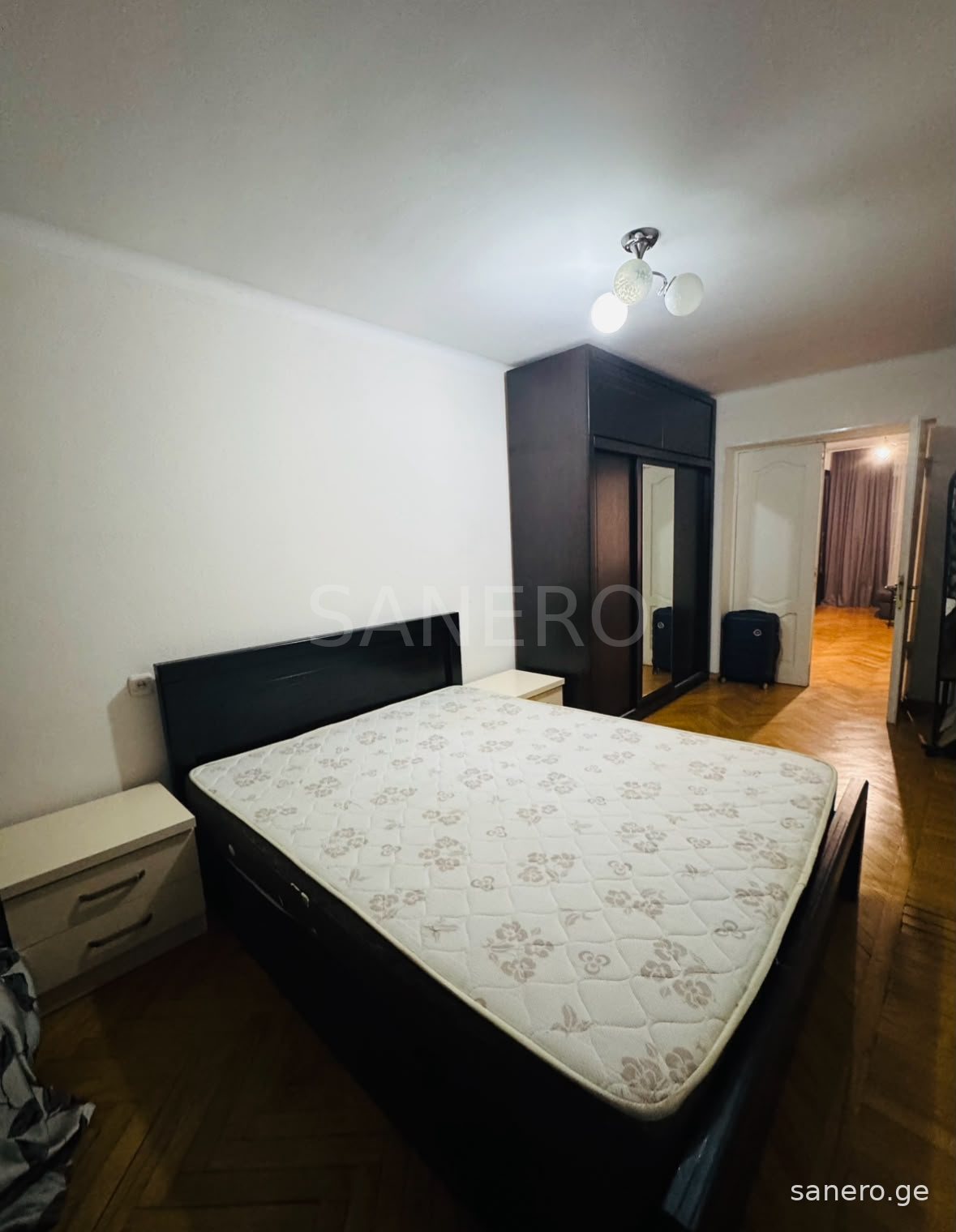 Bedroom with double bed