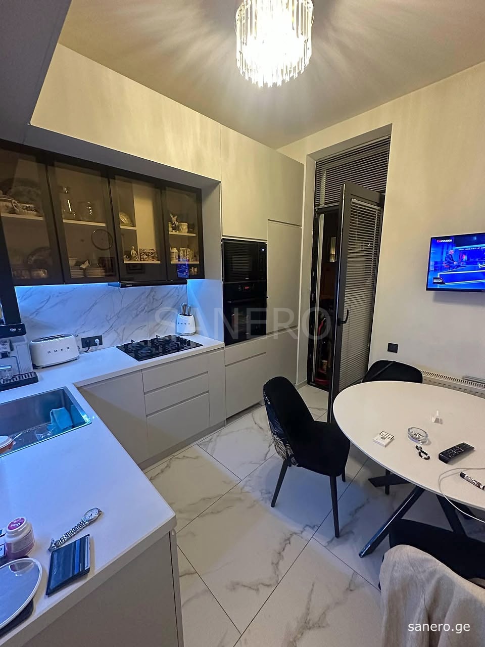 Kitchen with dining area