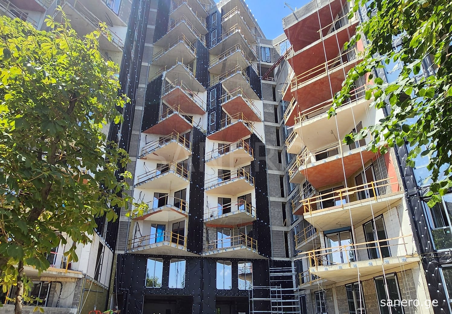 The building, facade works in progress